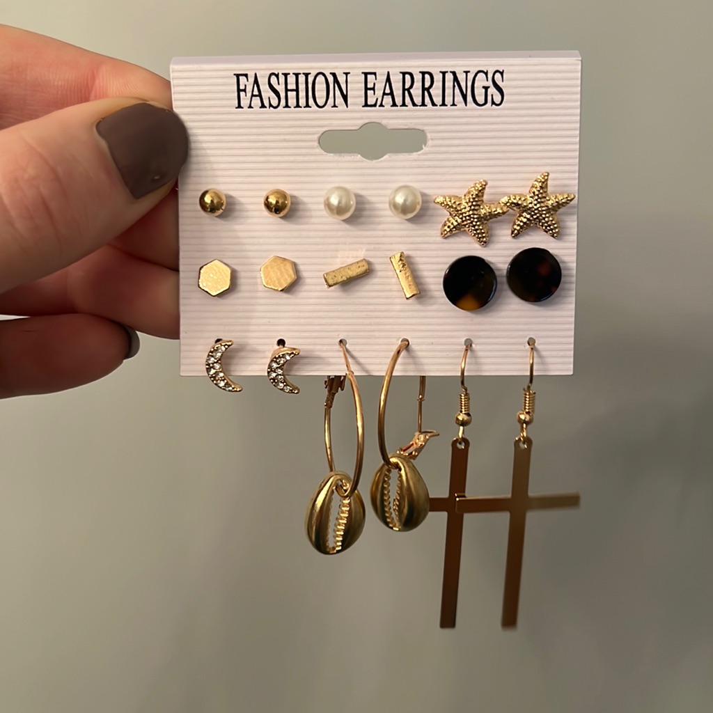 Brand New Six Pack Of Earrings